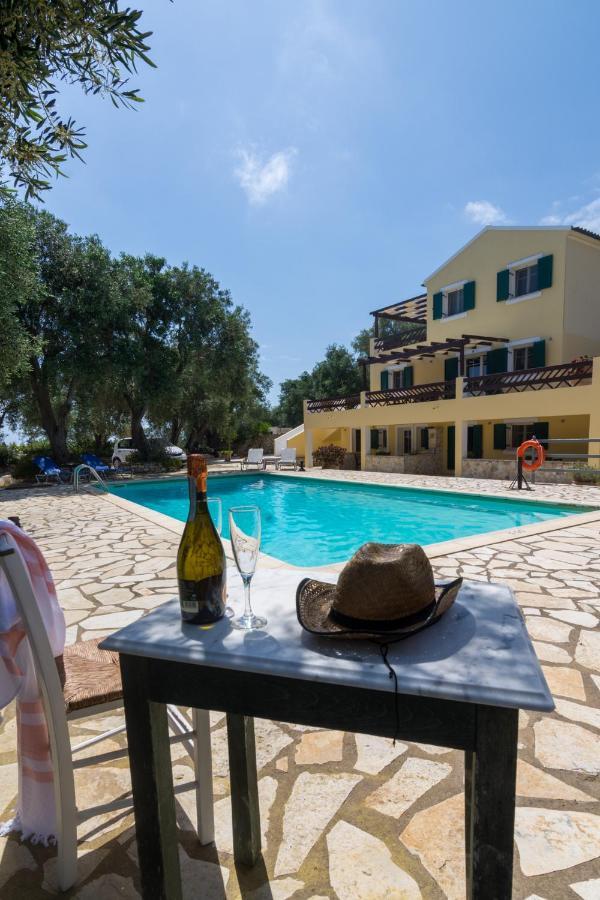 Villa Elaia Suites & Apartments No.3 Ґайос Екстер'єр фото