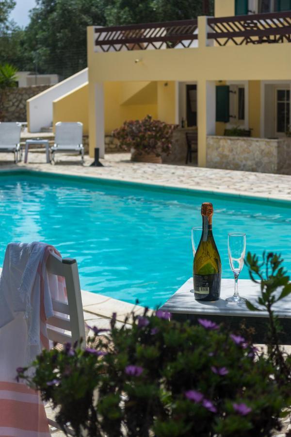 Villa Elaia Suites & Apartments No.3 Ґайос Екстер'єр фото