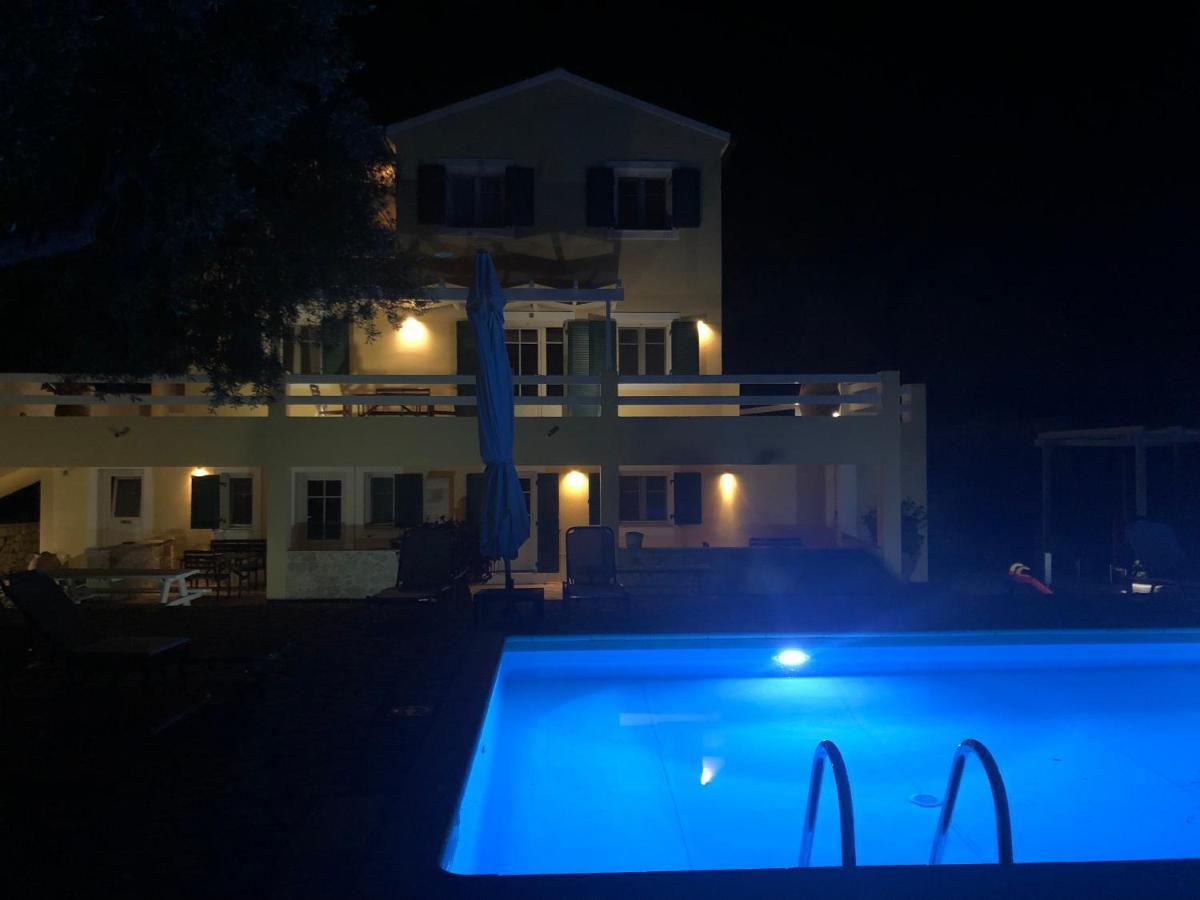 Villa Elaia Suites & Apartments No.3 Ґайос Екстер'єр фото